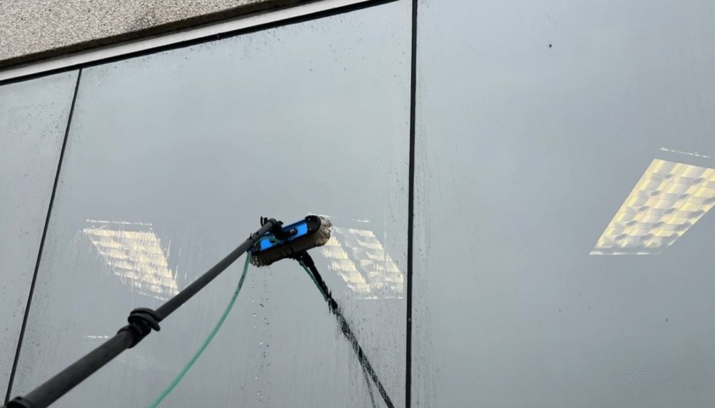 Shopping centre cleaning mirror service with machine in Brisbane and Adelaide by The Clean Master